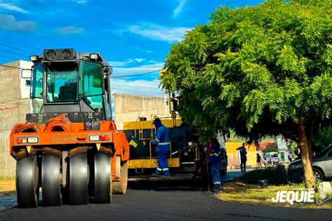 Prefeitura de Jequié segue acelerando as obras de pavimentação asfáltica e as melhorias chegam ao Loteamento Itapoan