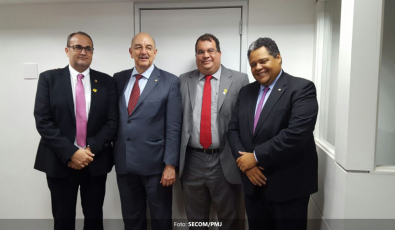 Prefeito de Jequié participa da Marcha dos Prefeitos em Brasília