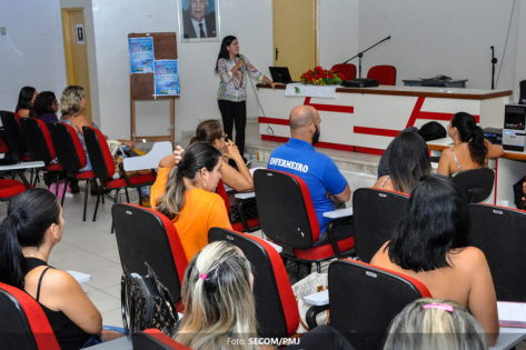 Prefeitura de Jequié realiza treinamento para profissionais da Rede Básica de Saúde
