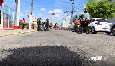 Prefeitura de Jequié avança com obras de recuperação da pavimentação asfáltica afetada pelas enchentes