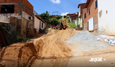 Prefeitura de Jequié segue com recuperação de ruas danificadas pelas chuvas e intensifica obras de concretagem
