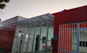 CONTRATAÇÃO DE EMPRESA ESPECIALIZADA PARA EXECUÇÃO DE SERVIÇOS DE INSTALAÇÃO DE COBERTURAS EM POLICARBONATO NAS UNIDADES VINCULADAS A SECRETARIA MUNICIPAL DE EDUCAÇÃO DE JEQUIÉ-BA