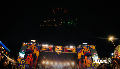 Mais de 100 mil pessoas celebram abertura do São João na Praça da Bandeira, consagrando o evento da Prefeitura de Jequié como um dos maiores do Brasil