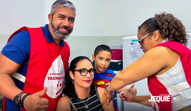Prefeitura de Jequié promove Dia D de vacinação contra gripe e mais de 2.800 pessoas são vacinadas