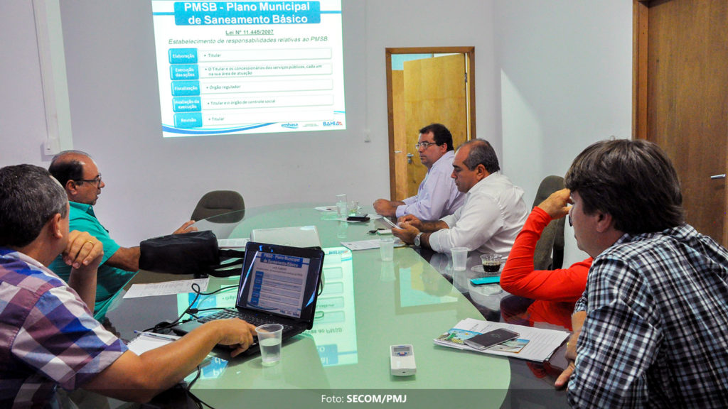 Prefeitura de Jequié tem reunião com a gerência regional da Embasa