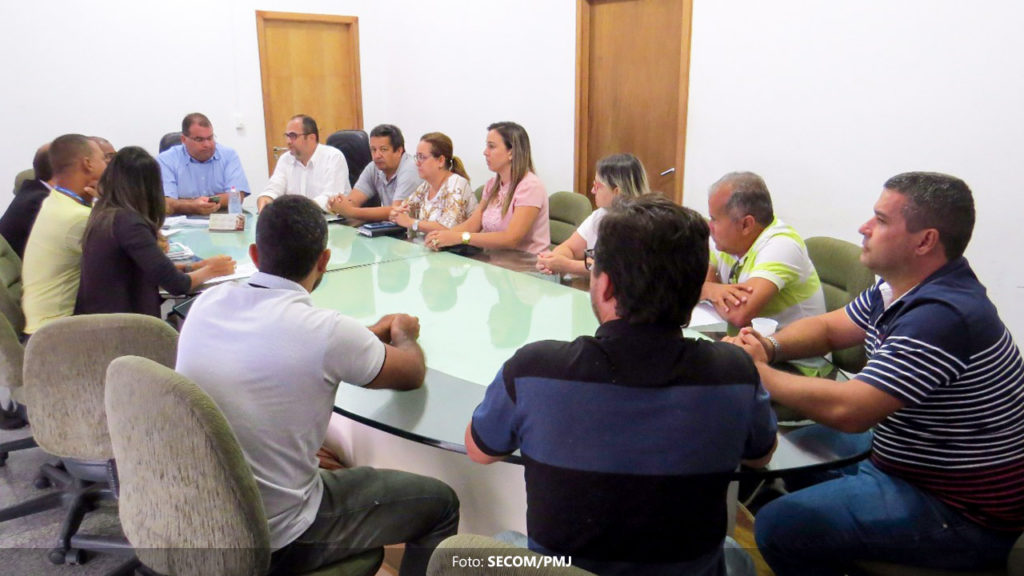 Prefeitura de Jequié discute utilização dos recursos do Programa Nacional de Melhoria do Acesso e da Qualidade da Atenção Básica