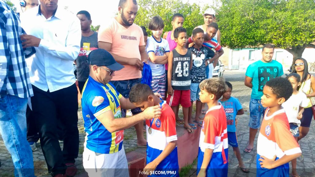 Com apoio da Prefeitura de Jequié finais do Campeonato de Futebol de Base movimentaram o Joaquim Romão