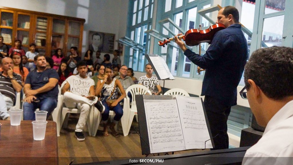 Público lota Museu Histórico João Carlos Borges com ‘Estação Poesia’