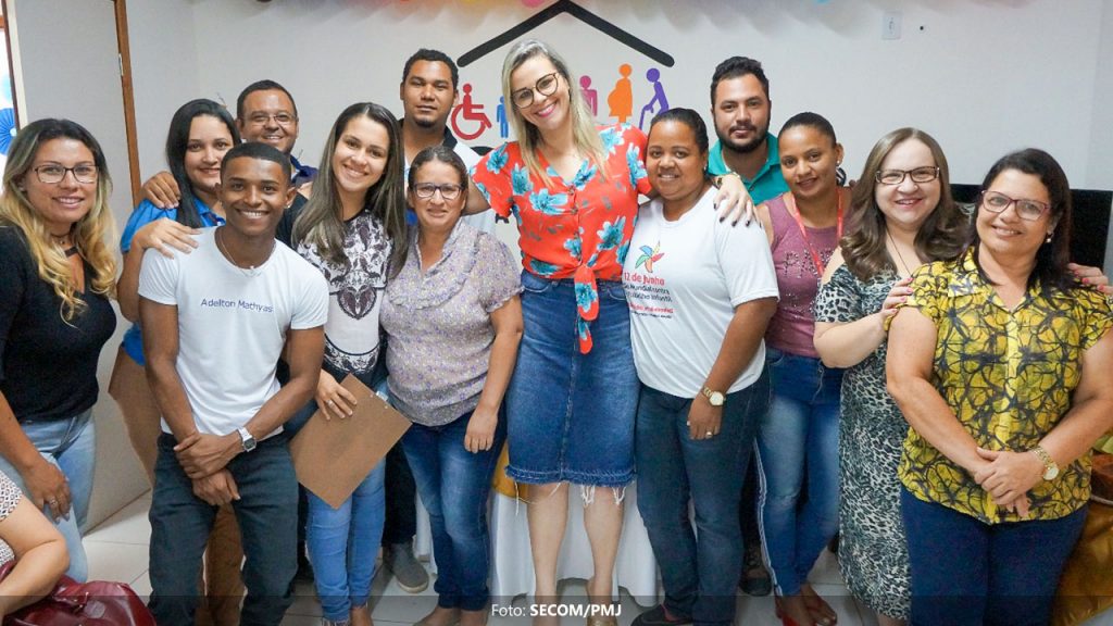 Prefeitura de Jequié comemora um ano de atendimento do CRAS do Jequiezinho em sede própria