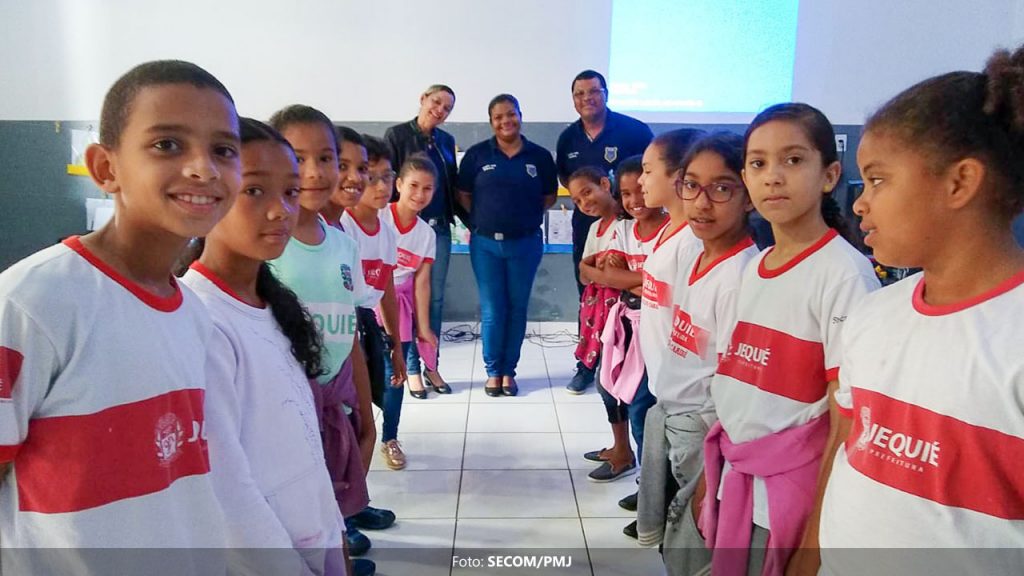 Guarda Municipal celebra o Dia do Soldado com ações nas escolas municipais