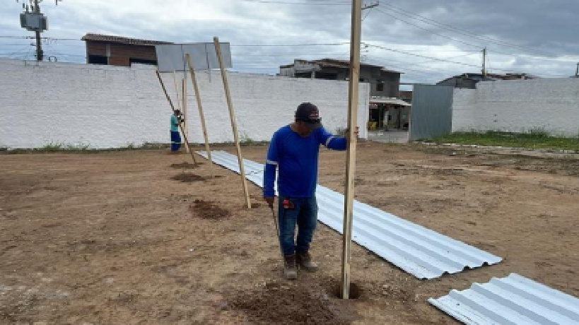LOTE 01: CONTRATAÇÃO DE EMPRESA ESPECIALIZADA PARA CONSTRUÇÃO DE REFEITÓRIOS  NAS UNIDADES ESCOLARES NO MUNICIPIO DE JEQUIÉ.
