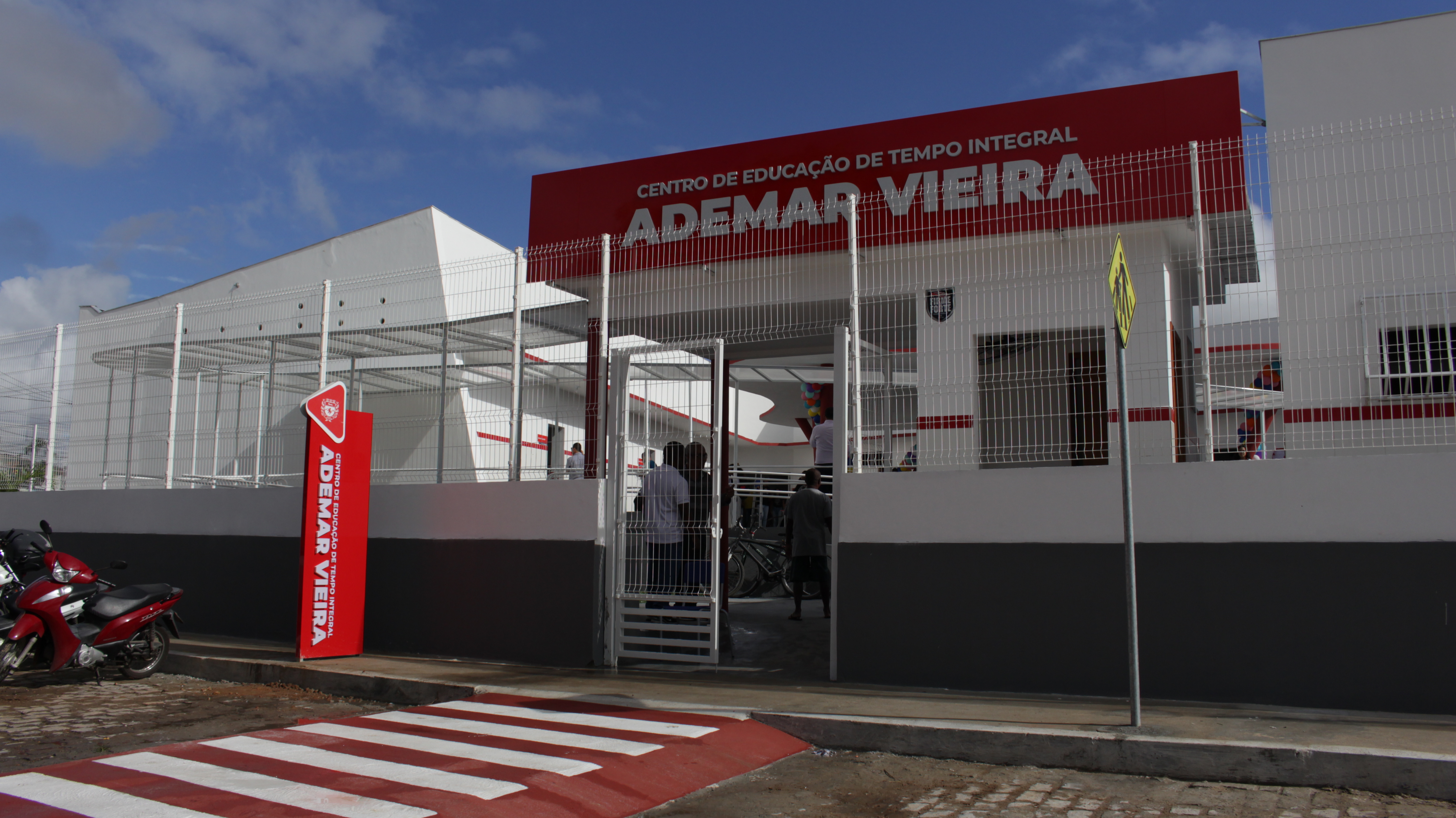ESCOLA: Reforma e Ampliação do Centro de Educação em Tempo Integral Ademar Vieira
