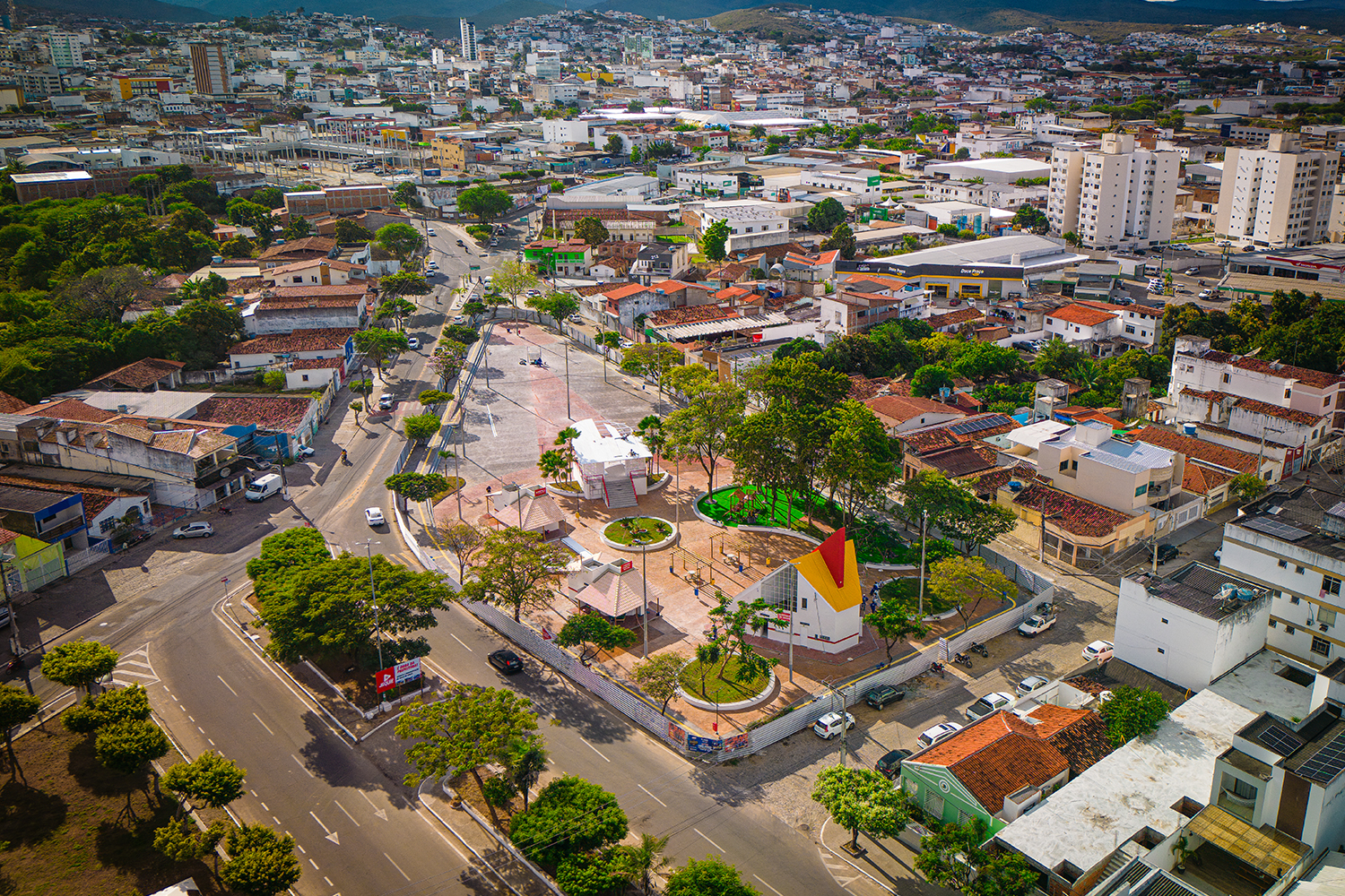 PRAÇA - Requalificação da Praça da Bíblia