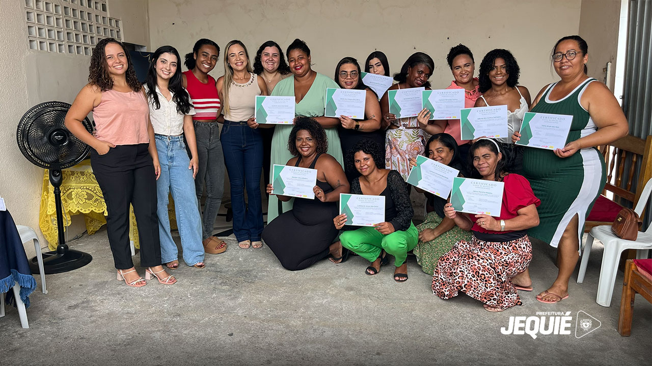 Prefeitura de Jequié conclui curso profissionalizante e incentiva inserção no mercado de trabalho para moradores do Residencial Segredo