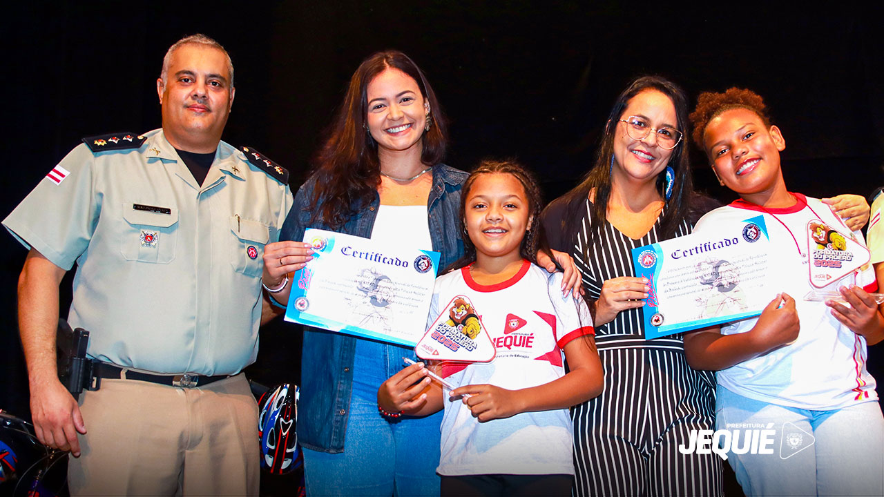 Prefeitura de Jequié e Polícia Militar formam 550 alunos do Sistema Municipal de Ensino no Programa Educacional de Resistência às Drogas