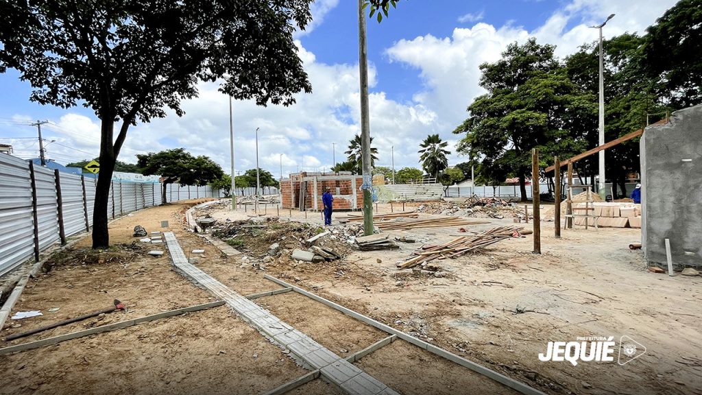 Prefeitura de Jequié segue com obras de construção de 9 novas praças públicas