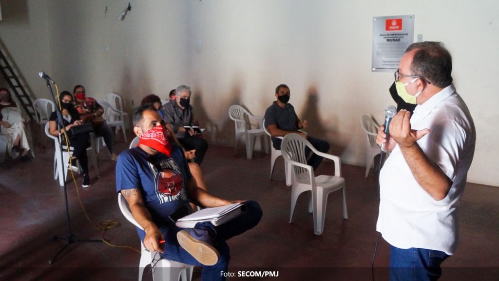 Representantes dos espaços e empresas culturais recebem informações complementares sobre a lei de emergência cultural