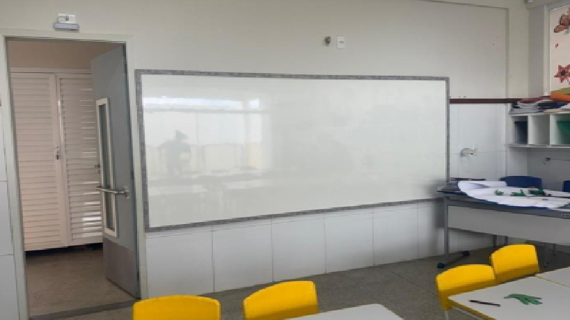 SERVIÇO DE PREPARAÇÃO DE BASE E FORNECIMENTO E INSTALAÇÃO DE QUADRO ESCOLAR NOS PRÉDIOS PÚBLICOS ESCOLARES