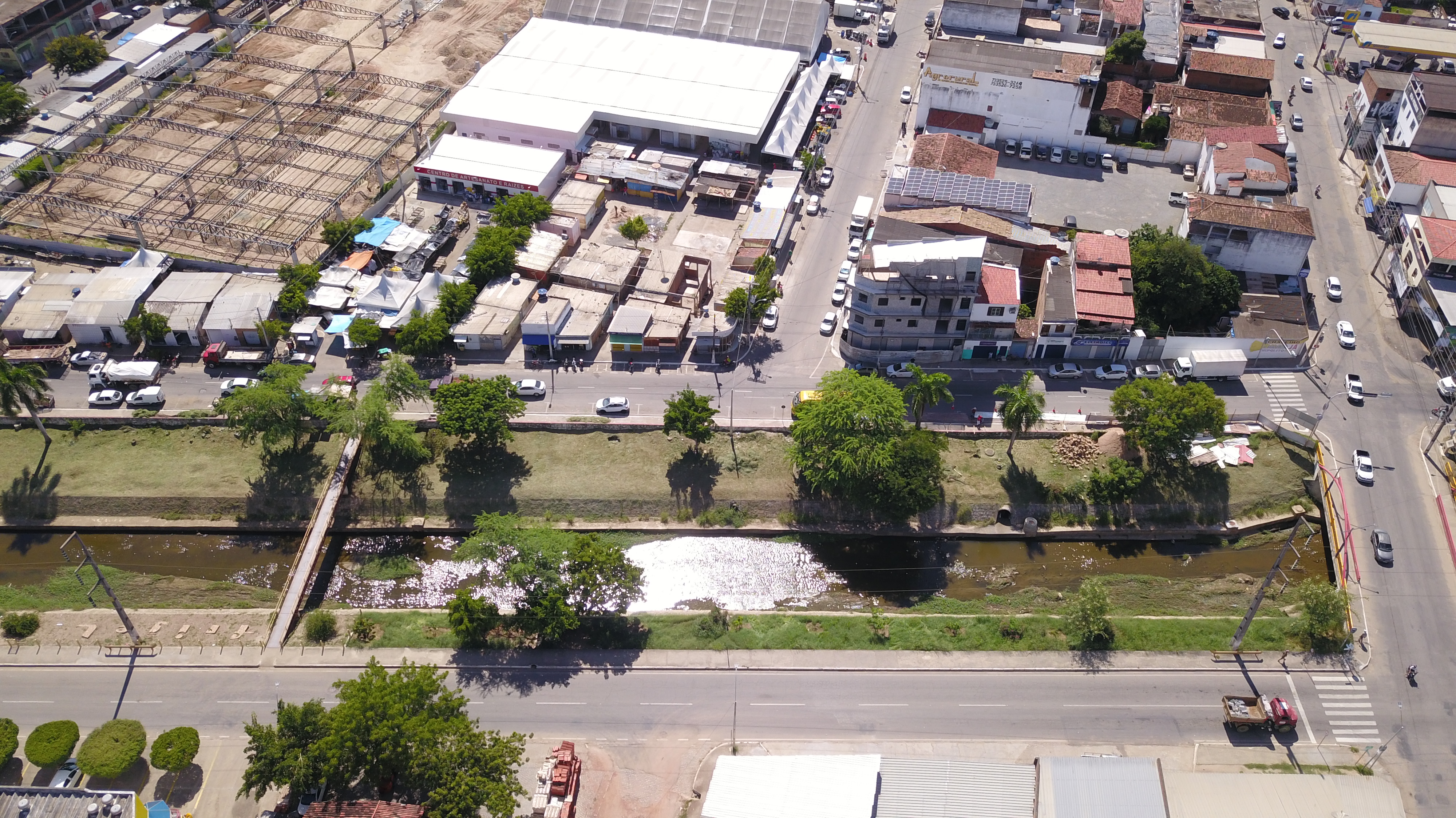 ESTACIONAMENTO - Construção de estacionamento para atender as necessidades do Centro de Abastecimento Vicente Grilo